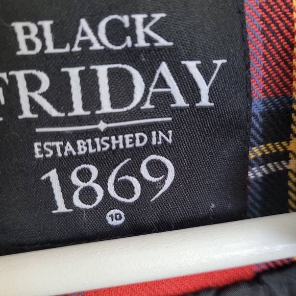 Military Style Red Plaid Blazer - Picture 3 of 8